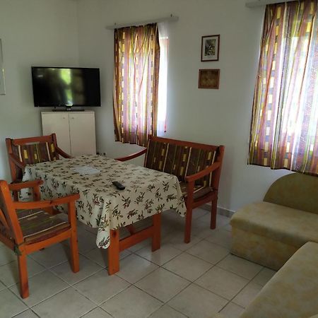 Reteshaz Strudelhaus Apartmanhaz วอนยาร์ควาเชกี ภายนอก รูปภาพ